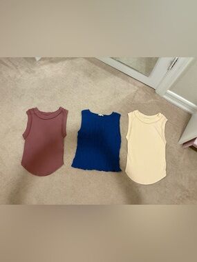 We the free xs mauve and ivory plus royal blue Madewell xxs cinched tank